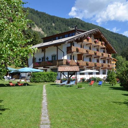 Villa Gemmy Pozza di Fassa Eksteriør bilde