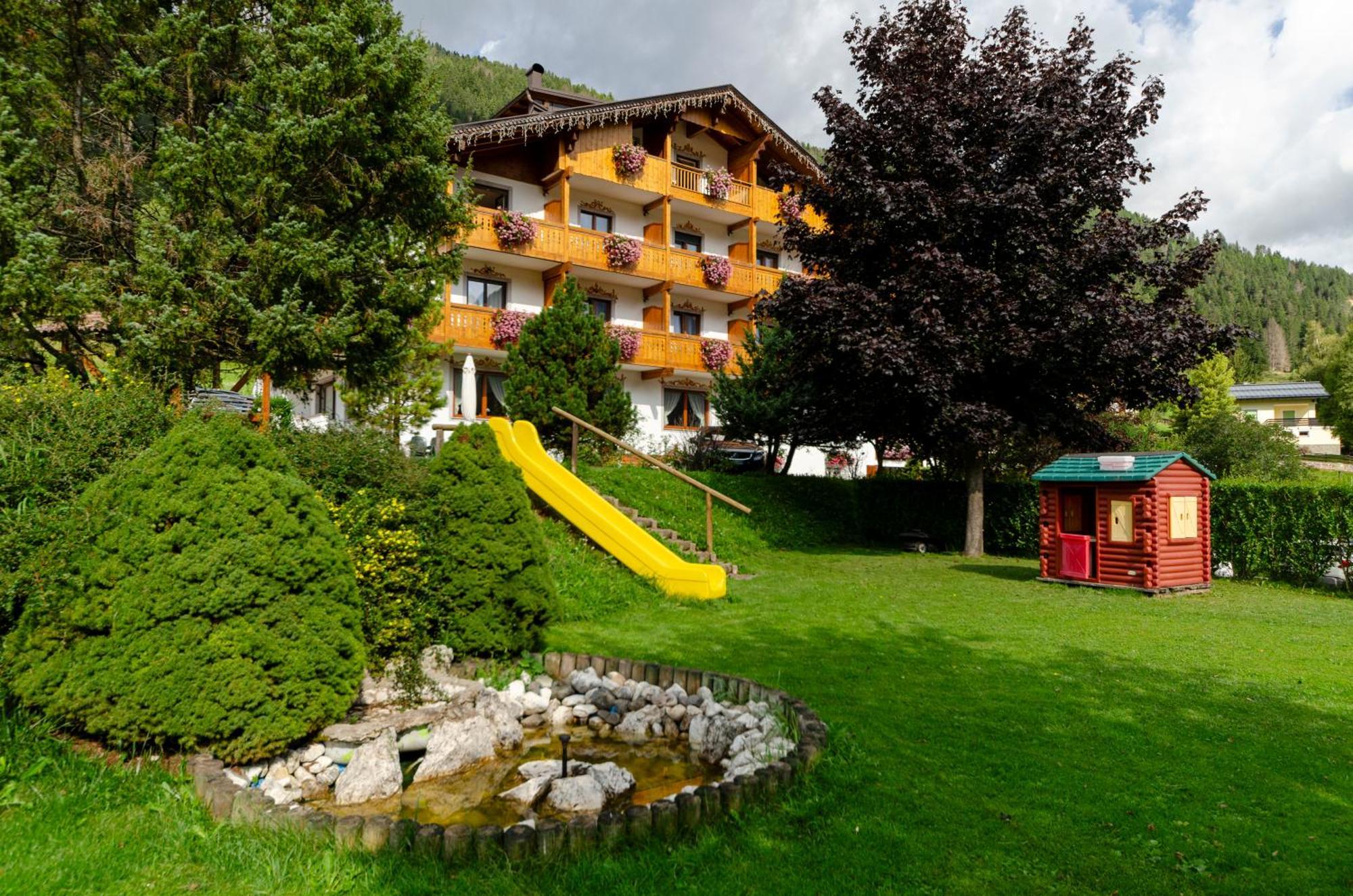 Villa Gemmy Pozza di Fassa Eksteriør bilde