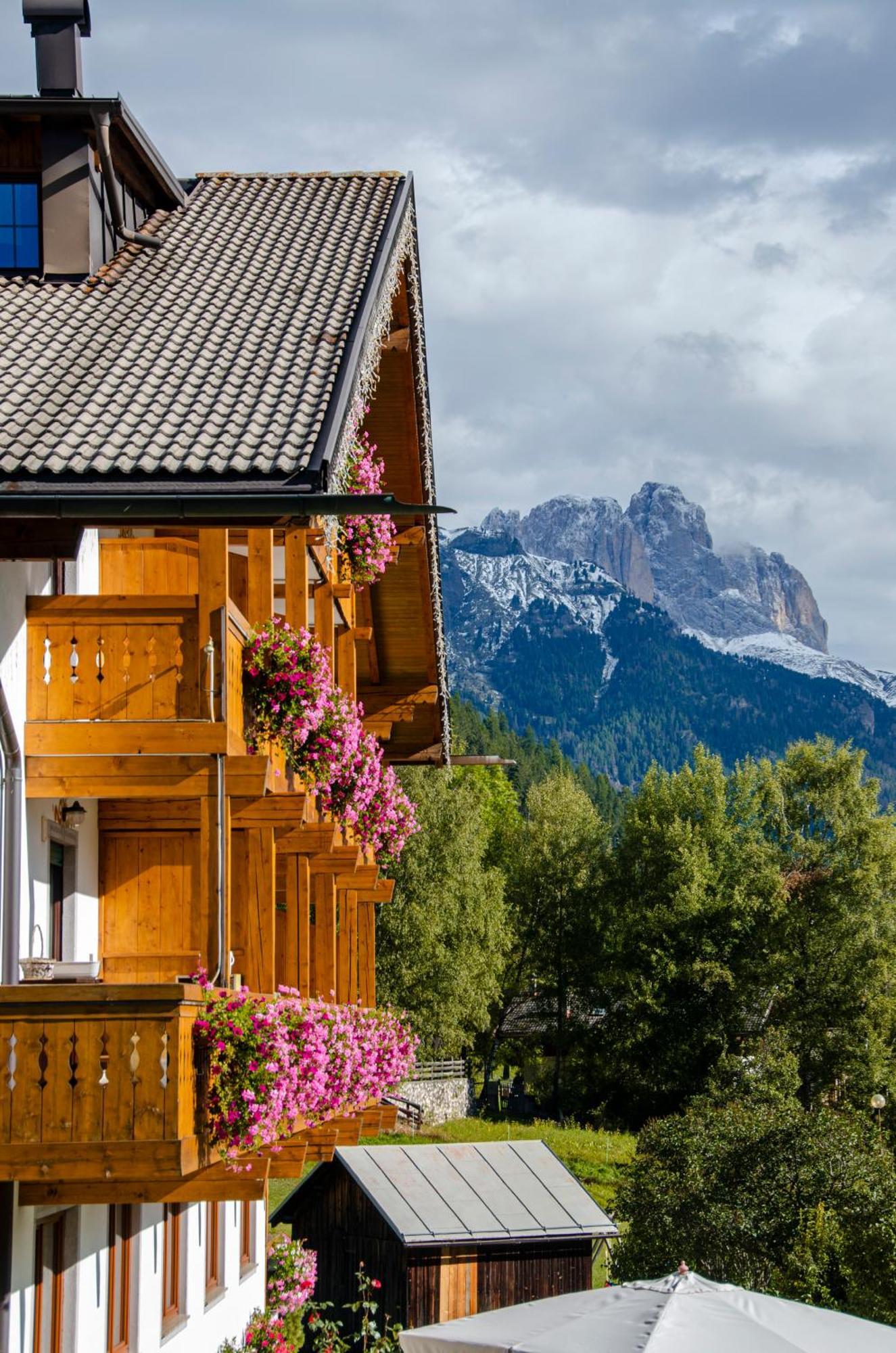 Villa Gemmy Pozza di Fassa Eksteriør bilde