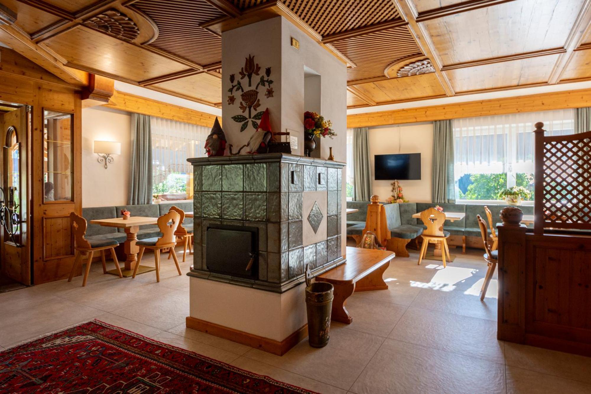 Villa Gemmy Pozza di Fassa Eksteriør bilde